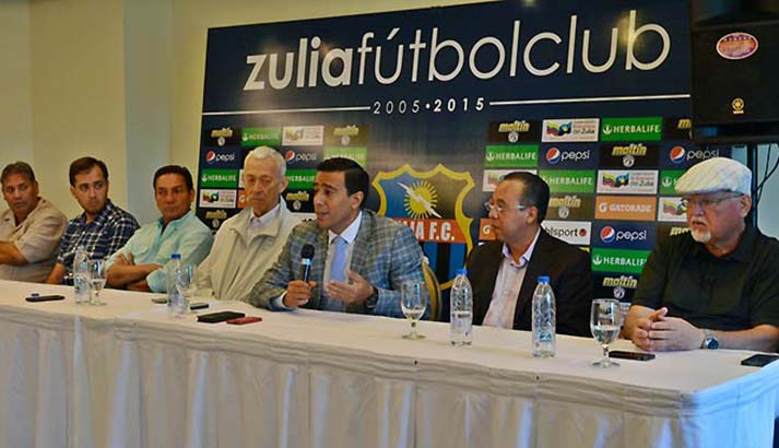 Zulia-anuncia-técnico-reforços-2016-Futebol-Latino-27-12