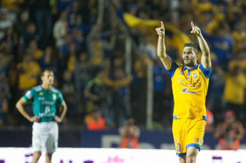 Gignac-pode-trocar-Tigres-Stoke-City-Futebol-Latino-19-03