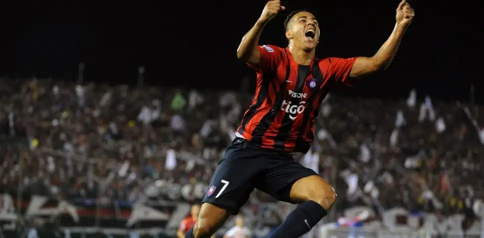 atacante-cerro-porteno-punido-tribunal-disciplinar-conmebol-Futebol-Latino-19-08