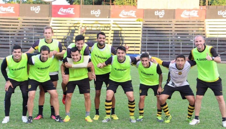 guarani-pode-abrir-larga-vantagem-lideranca-clausura-paraguaio-futebol-latino-20-11