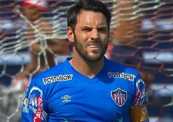 goleiro-do-junior-barranquilla-desabafa-sobra-acusacao-de-boicote-a-gamero-Futebol-Latino-08-03