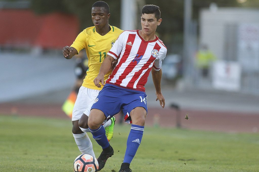 selecao-brasileira-empata-com-o-paraguai-e-garante-classificacao-no-sub-17-Futebol-Latino-02-03