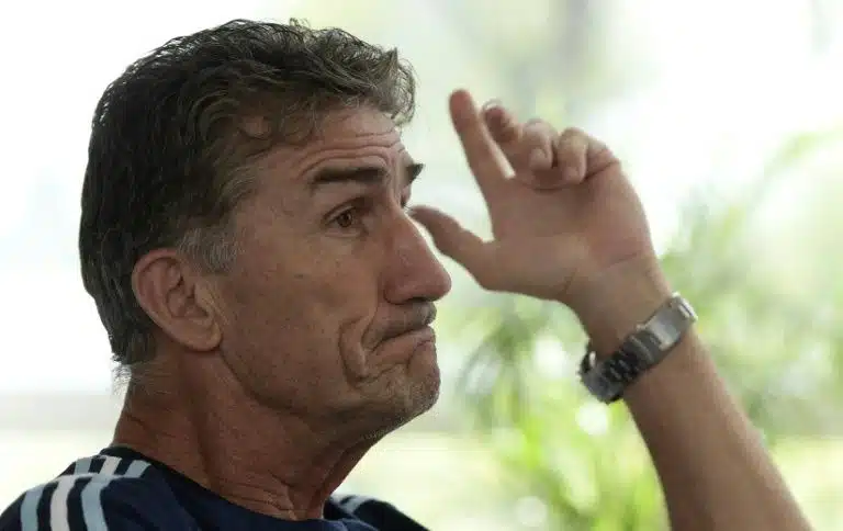 reuniao-nessa-semana-deve-selar-demissao-edgardo-bauza-da-argentina-Futebol-Latino-04-04