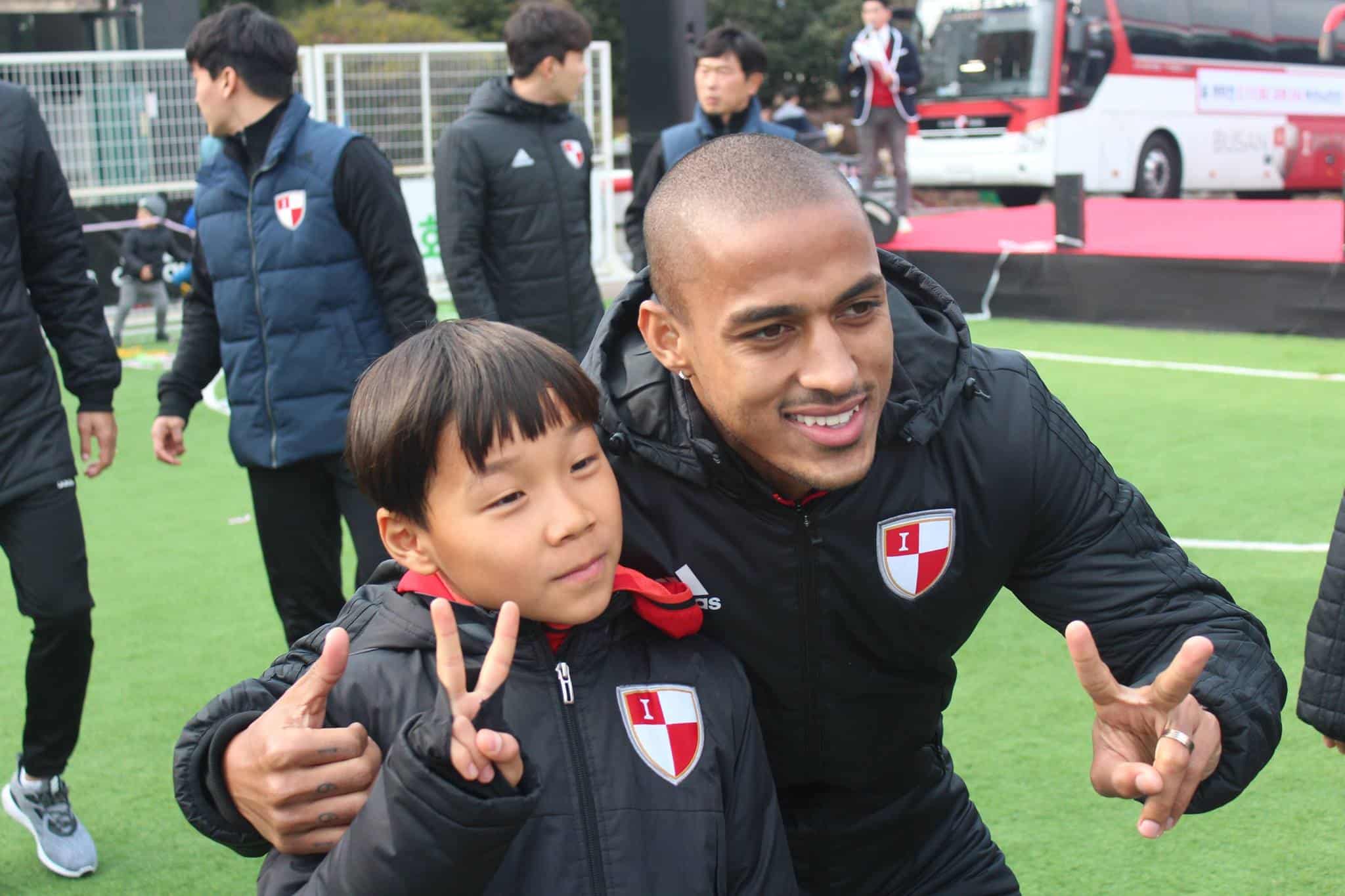 vejo-uma-evolucao-muito-grande-dos-clubes-afirma-atacante-latino-sobre-a-coreia-do-sul-Futebol-Latino-03-04