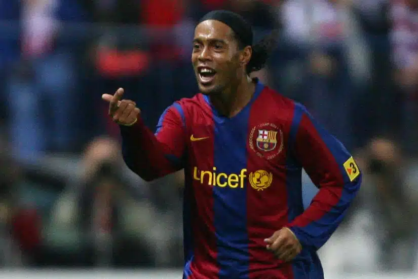 ronaldinho-nega-ter-saido-do-barcelona-desejo-pep-guardiola-Futebol-Latino-07-05