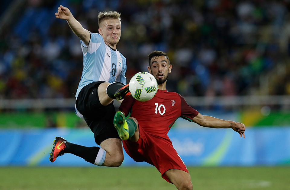 tres-jogadores-do-estudiantes-viveram-correria-inusitada-jogo-do-argentino-Futebol-Latino-07-05