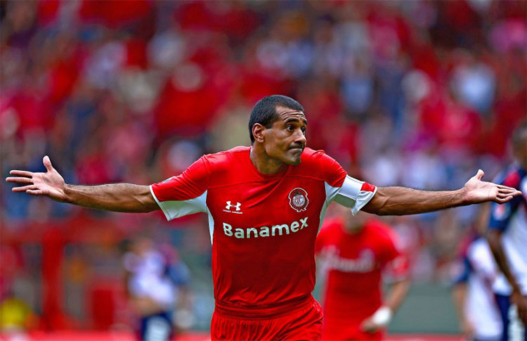 zagueiro-paulo-da-silva-nao-faz-mais-parte-dos-planos-do-toluca-Futebol-Latino-07-06