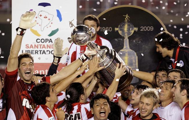 cidades-pequenas-grandes-times-os-campeoes-sul-americanos-das-capitais-Futebol-Latino-11-09