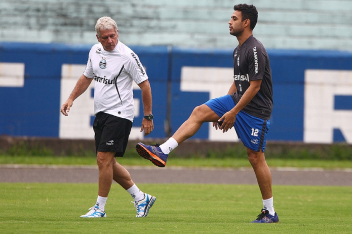 atletico-mg-e-gremio-se-acertam-em-casos-victor-e-werley-Futebol-Latino-08-11