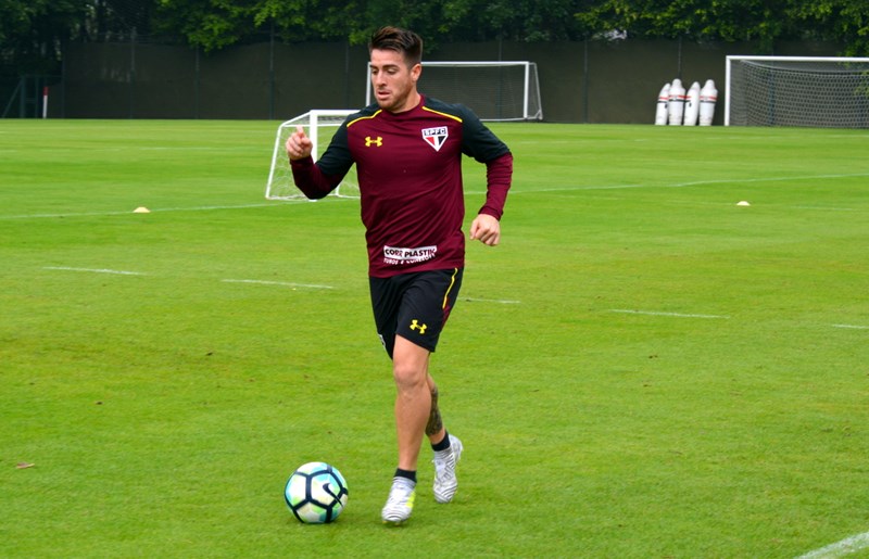 buffarini-abre-as-portas-para-os-dois-gigantes-da-argentina-Futebol-Latino-14-12