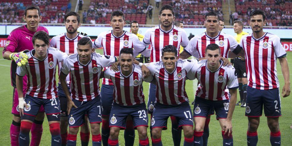 em-momento-decisivo-chivas-vai-entrar-em-maratona-de-viagens-Futebol-Latino-30-03