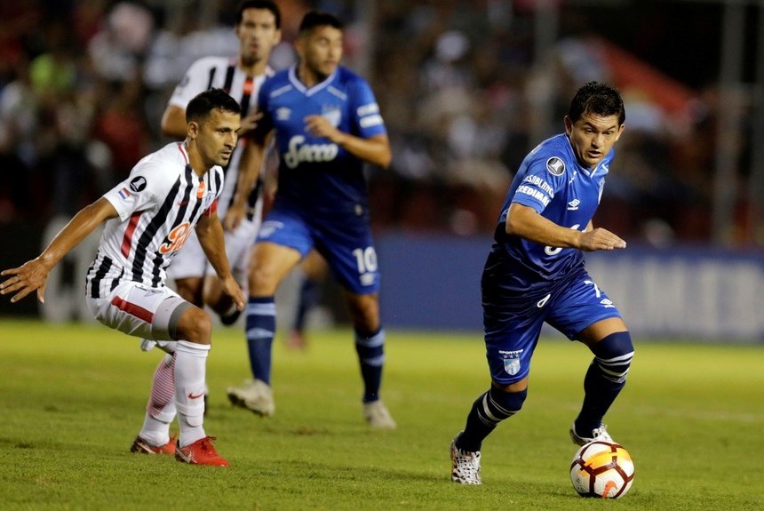 Libertad-Atlético-Tucumán-Copa-Libertadores-Futebol-Latino-1-17-05