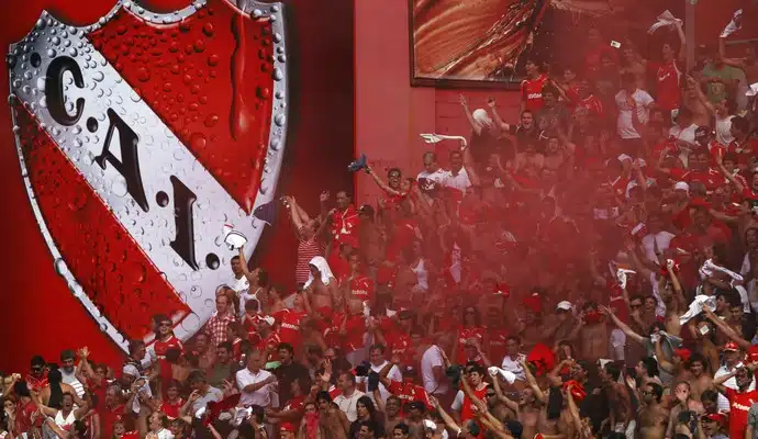 independiente-emite-comunicado-fazendo-pedido-a-torcida-Futebol-Latino-24-05