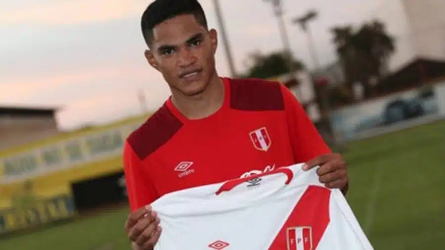 pensei-no-pior-citou-meio-campista-do-peru-sobre-farfan-Futebol-Latino-24-06