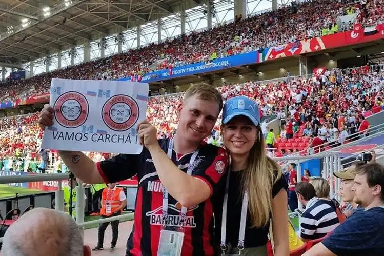 torcedor-russo-mostra-amor-por-clube-latino-na-copa-do-mundo-Futebol-Latino-25-06