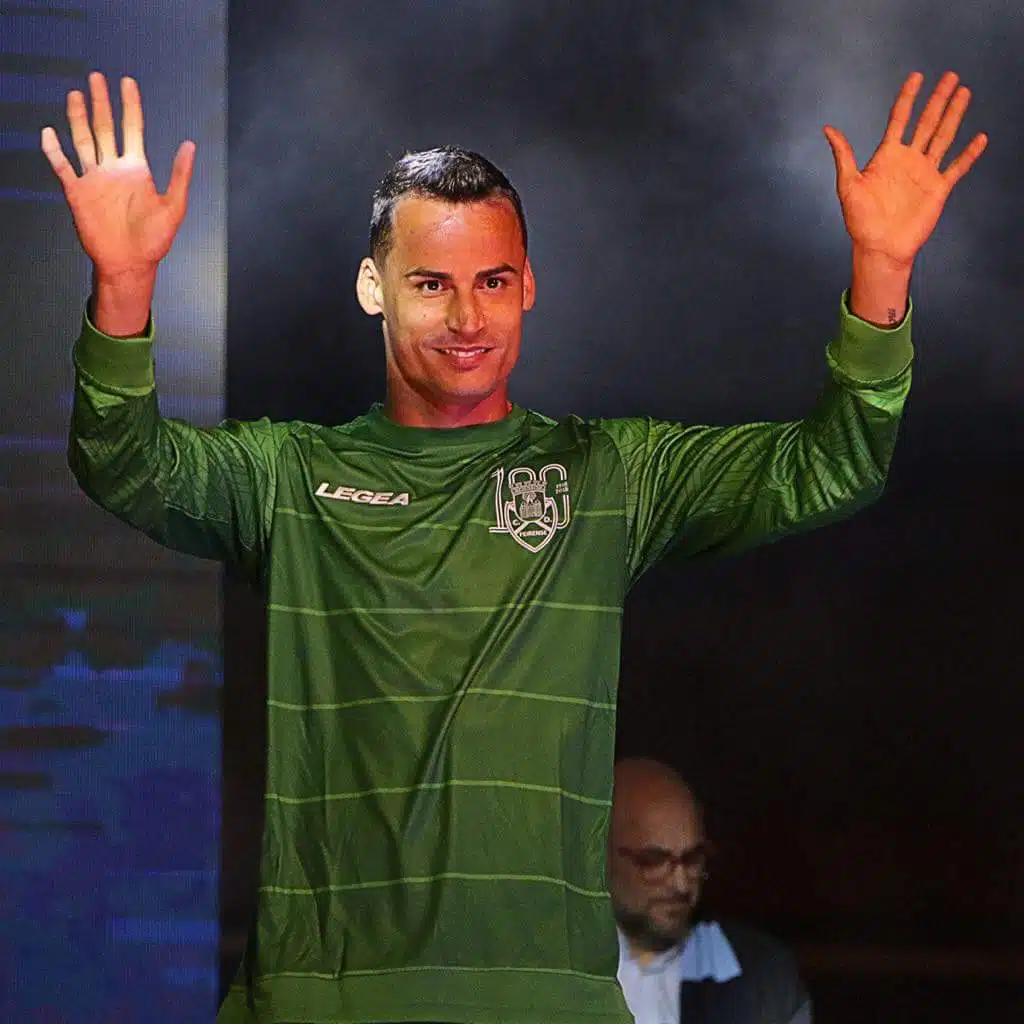 bruno-brigido-participa-de-dia-historico-para-clube-portugues-Futebol-Latino-24-07