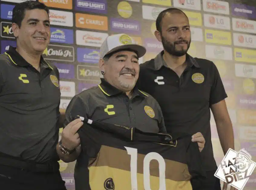 problema-na-decisao-da-libertadores-tem-culpa-de-macri-afirma-maradona-Futebol-Latino-25-11