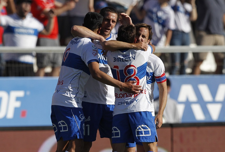 um-empate-separa-a-universidad-catolica-do-titulo-chileno-Futebol-Latino-25-11