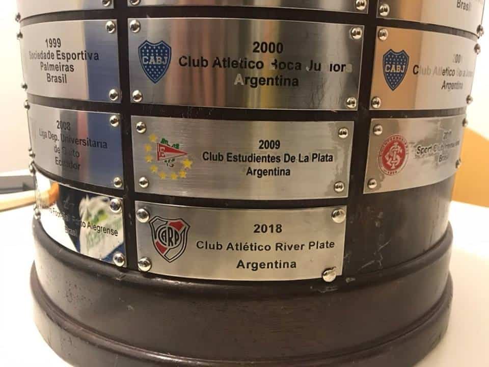 gafe-na-taca-da-libertadores-com-clube-argentino-nao-e-a-primeira-Futebol-Latino-10-12