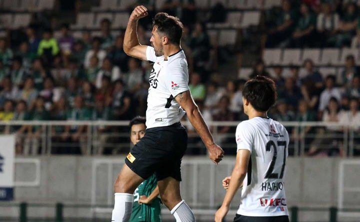 zagueiro-alvo-do-fla-em-2018-leva-urawa-reds-final-japao-Futebol-Latino-05-12