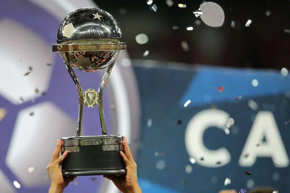 quem-sao-os-clubes-indefinidos-da-copa-sul-americana-Futebol-Latino-18-12