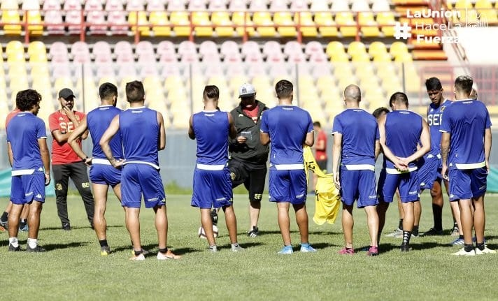 equipe-do-chile-torna-oficial-que-levara-vaga-da-libertadores-ao-tas-Futebol-Latino-08-01