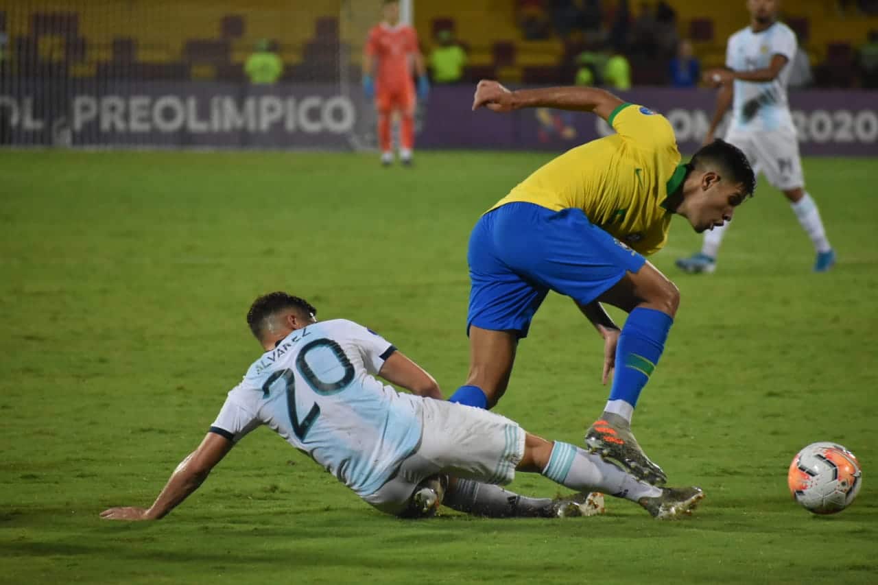 Argentina-Brasil-Pre-Olimpico-Futebol-Latino-10-02