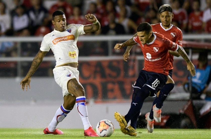 Independiente-Fortaleza-Sul-Americana-Futebol-Latino-13-02