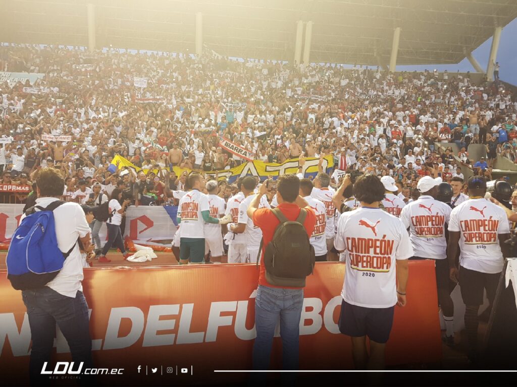 replay-das-finais-de-2019-ldu-conquista-a-supercopa-do-equador-Futebol-Latino-02-02