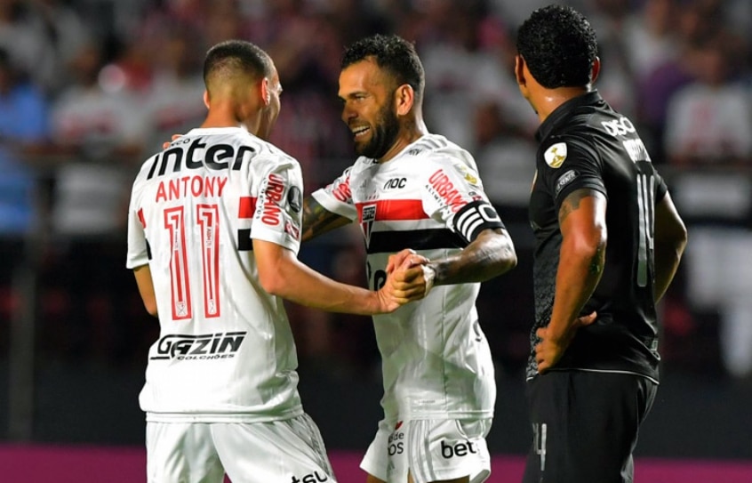 Sao-Paulo-LDU-Libertadores-Futebol-Latino-11-03