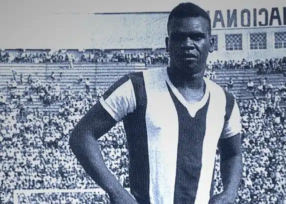 lenda-do-futebol-peruano-pedro-leon-morre-aos-76-anos-de-idade-Futebol-Latino-11-05