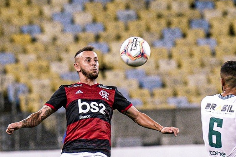 fala-calil-saida-de-rafinha-do-flamengo-Futebol-Latino-14-08