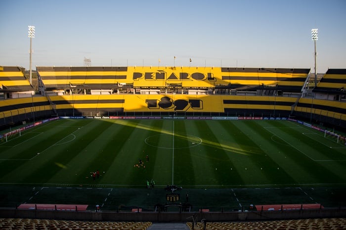 Estádio Campeon del Siglo Futebol Latino Lance 29-09