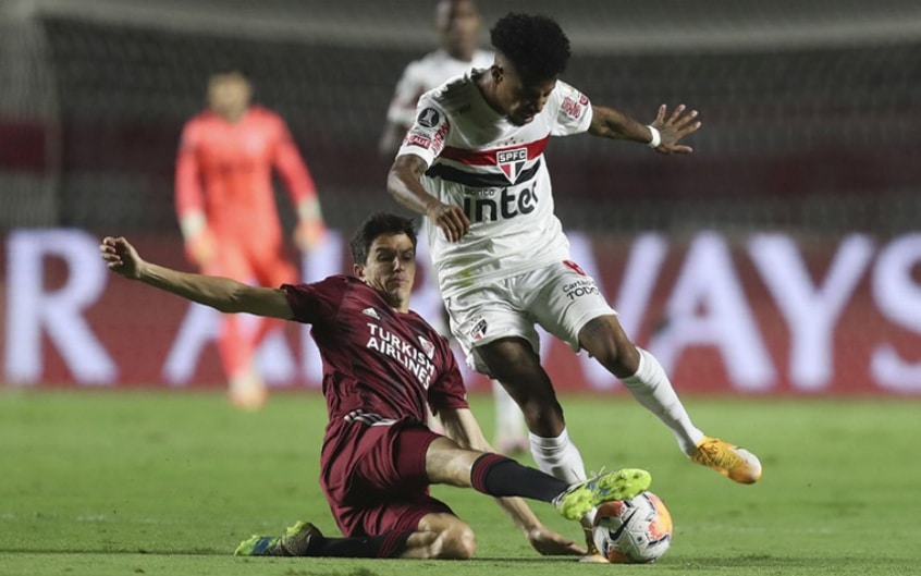 Sao-Paulo-River-Plate-Libertadores-Futebol-Latino-17-09