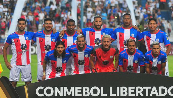 time-da-libertadores-tera-de-jogar-sem-seu-tecnico-e-assistente-Futebol-Latino-15-09