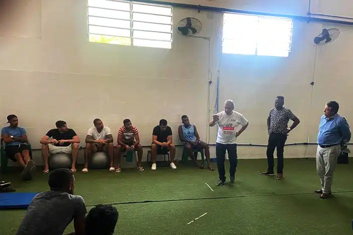 Presidente do São Caetano entra em acordo com Sindicato dos Atletas de São Paulo Futebol Latino Lance 30-10