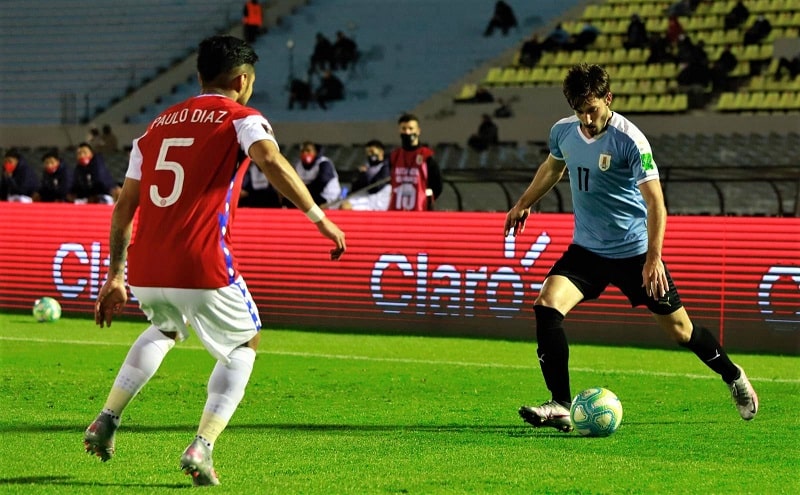 Uruguai-Chile-Eliminatorias-Futebol-Latino-08-10