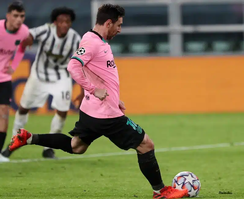 apos-100-penaltis-batidos-messi-se-aproxima-de-recorde-pessoal-Futebol-Latino-30-10