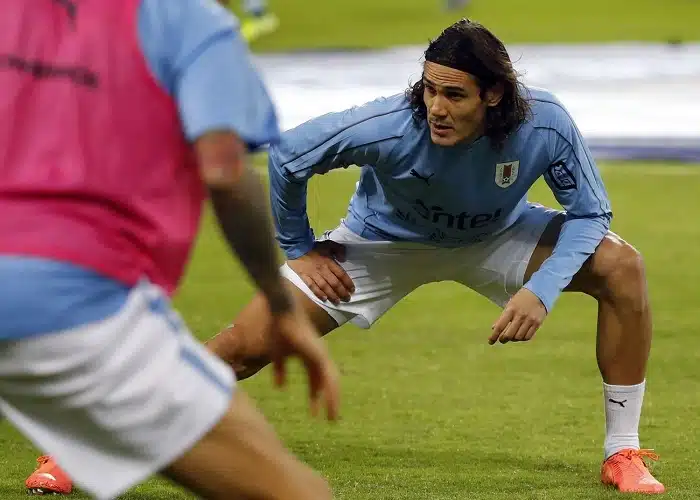 selecao-do-uruguai-tem-dia-d-sobre-convocacao-de-edinson-cavani-Futebol-Latino-01-10