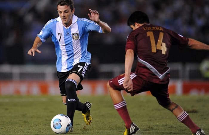 montillo-relembra-primeiro-jogo-pela-selecao-argentina-Futebol-Latino-28-11