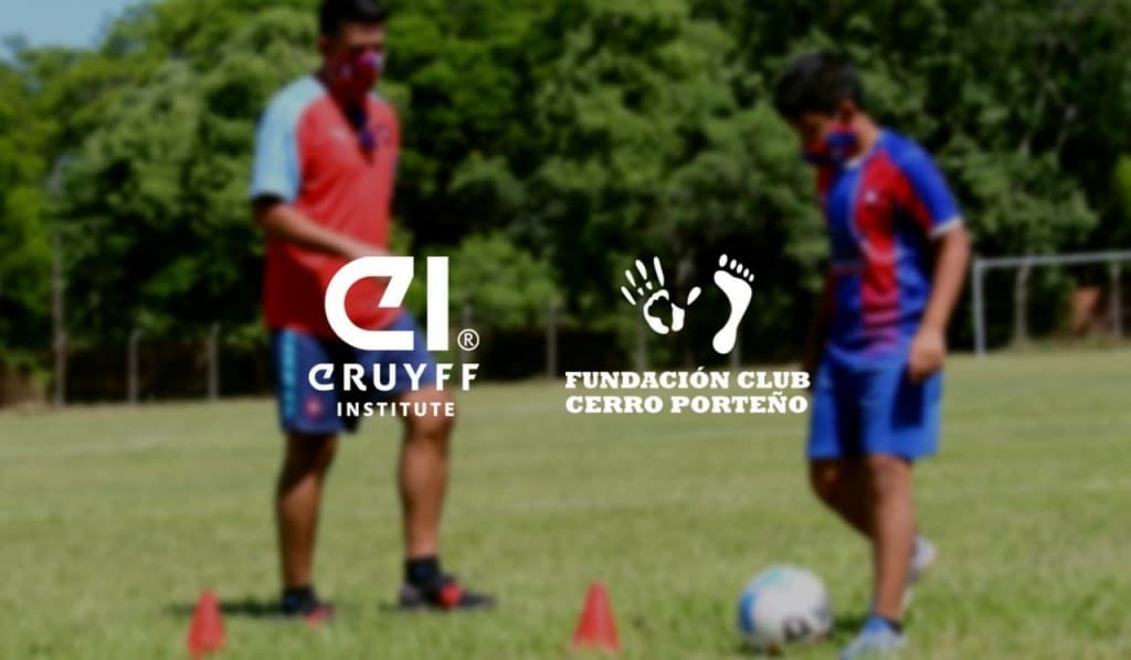fundacao-do-cerro-porteno-fecha-parceria-com-o-instituto-johan-cruyff-Futebol-Latino-18-02
