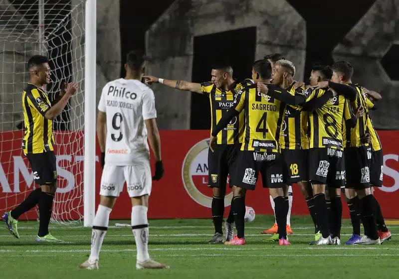 The-Strongest-Santos-Libertadores-Futebol-Latino-Lance-18-05