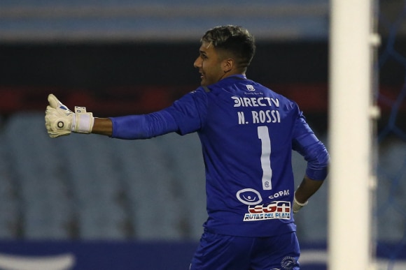 atuacao-de-goleiro-do-rentistas-repercute-na-midia-do-uruguai-Futebol-Latino-13-05