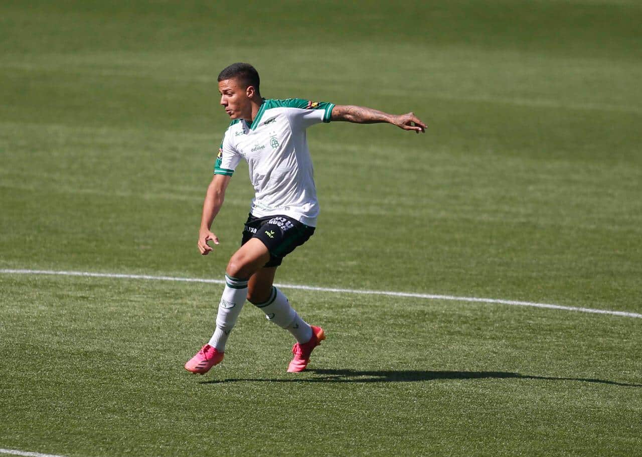 atacante-do-america-mg-traca-expectativas-para-o-brasileirao-sub-20-Futebol-Latino-23-06