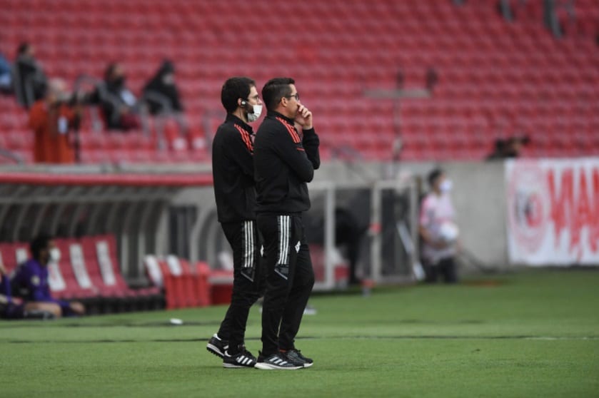 internacional-ceara-osmar-loss-futebol-latino-lance-21-06