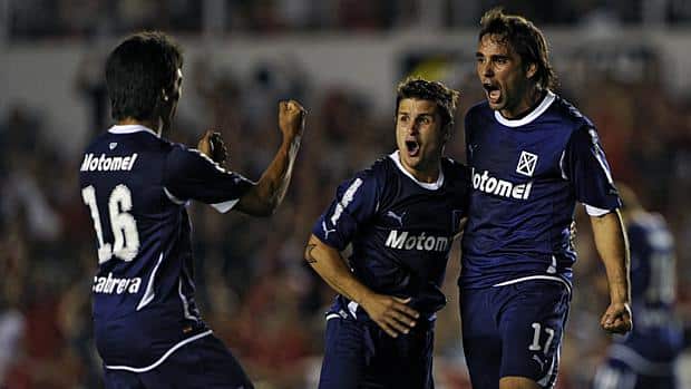 independiente-tera-de-repetir-feito-de-2010-para-avancar-na-sul-americana-Futebol-Latino-22-07