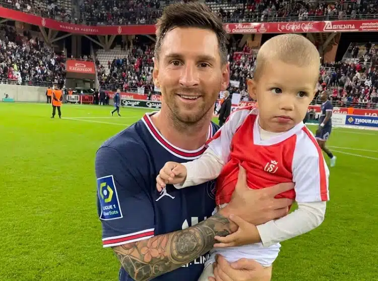 goleiro-que-enfrentou-messi-na-estreia-tietou-o-argentino-Futebol-Latino-30-08