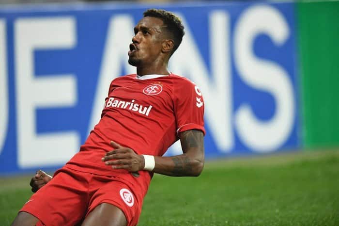 edenilson-internacional-futebol-latino-lance-27-09