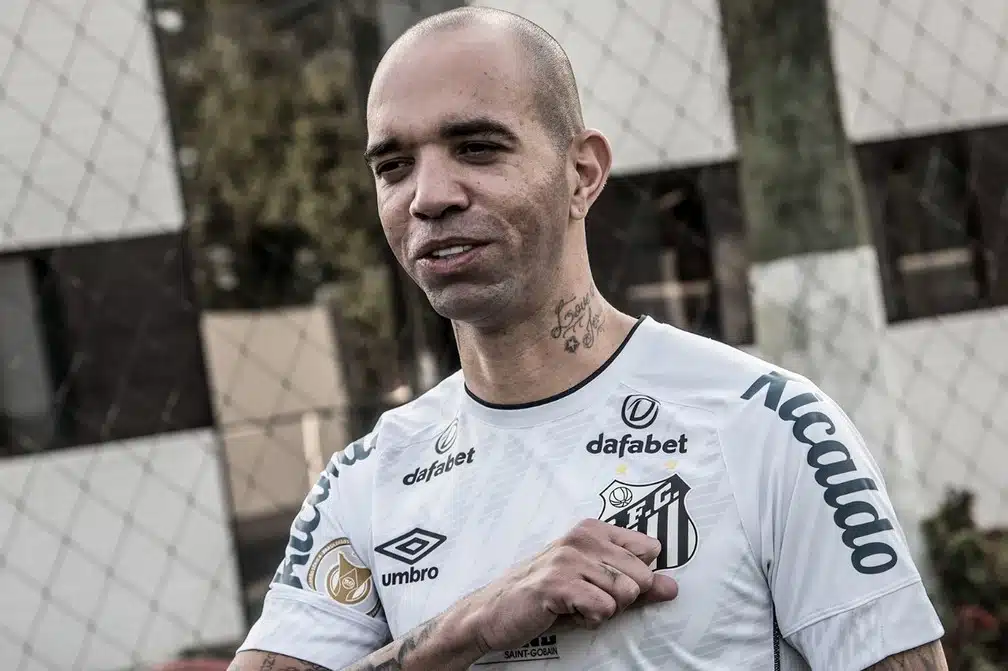 tardelli-fala-que-foi-ameacado-de-morte-por-torcedores-em-santos-Futebol-Latino-15-09