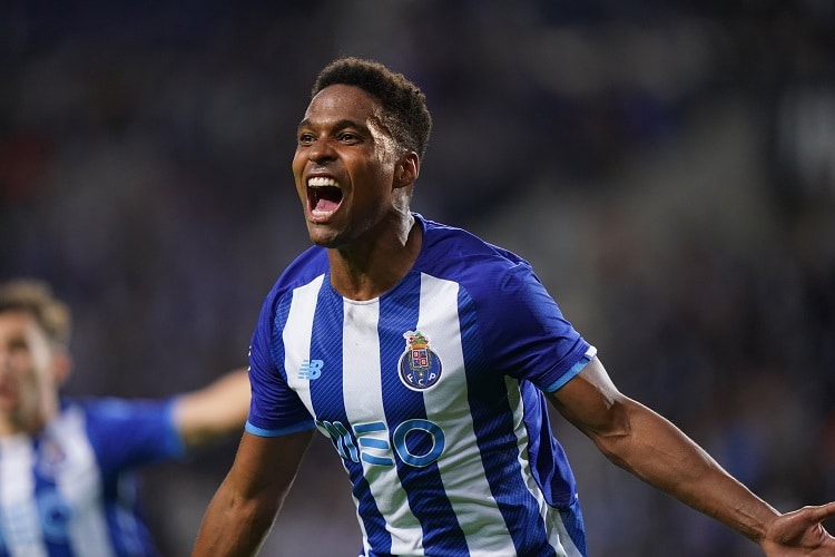 wendell-porto-futebol-latino-lance-04-10